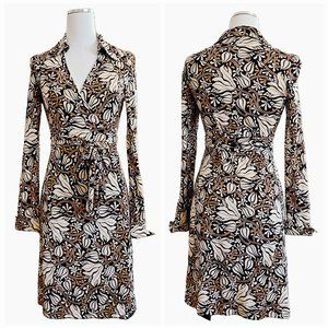 Vintage DVF Wrap dress long-sleeved 100% silk floral art nouveau print